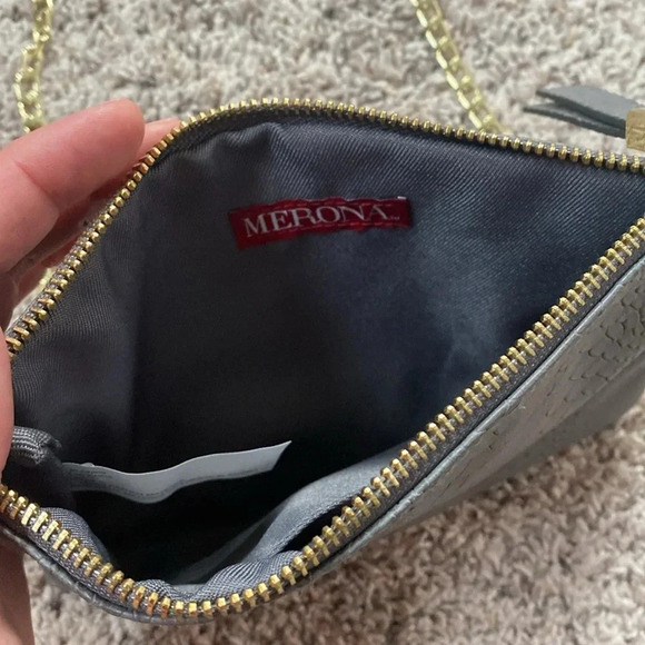 Merona Faux Snakeskin Clutch/Crossbody grey with gold chain - Picture 4 of 7